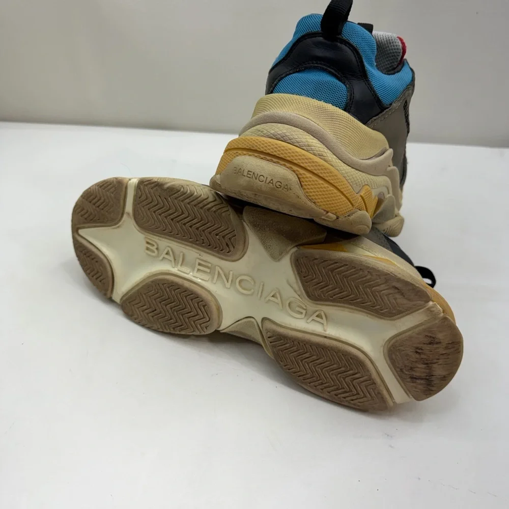 Balenciaga sneakers - Picture 5 of 9